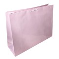 bardzo duża torba papierowa laminowana jasnoróżowa
